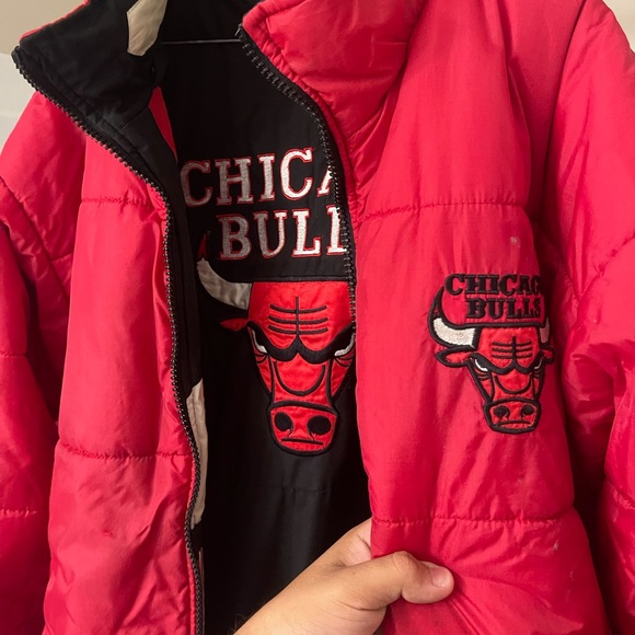 ✅Chicago Bulls Reversible Jacket 🧥🔥🐂🏀 - Picture 5 of 9